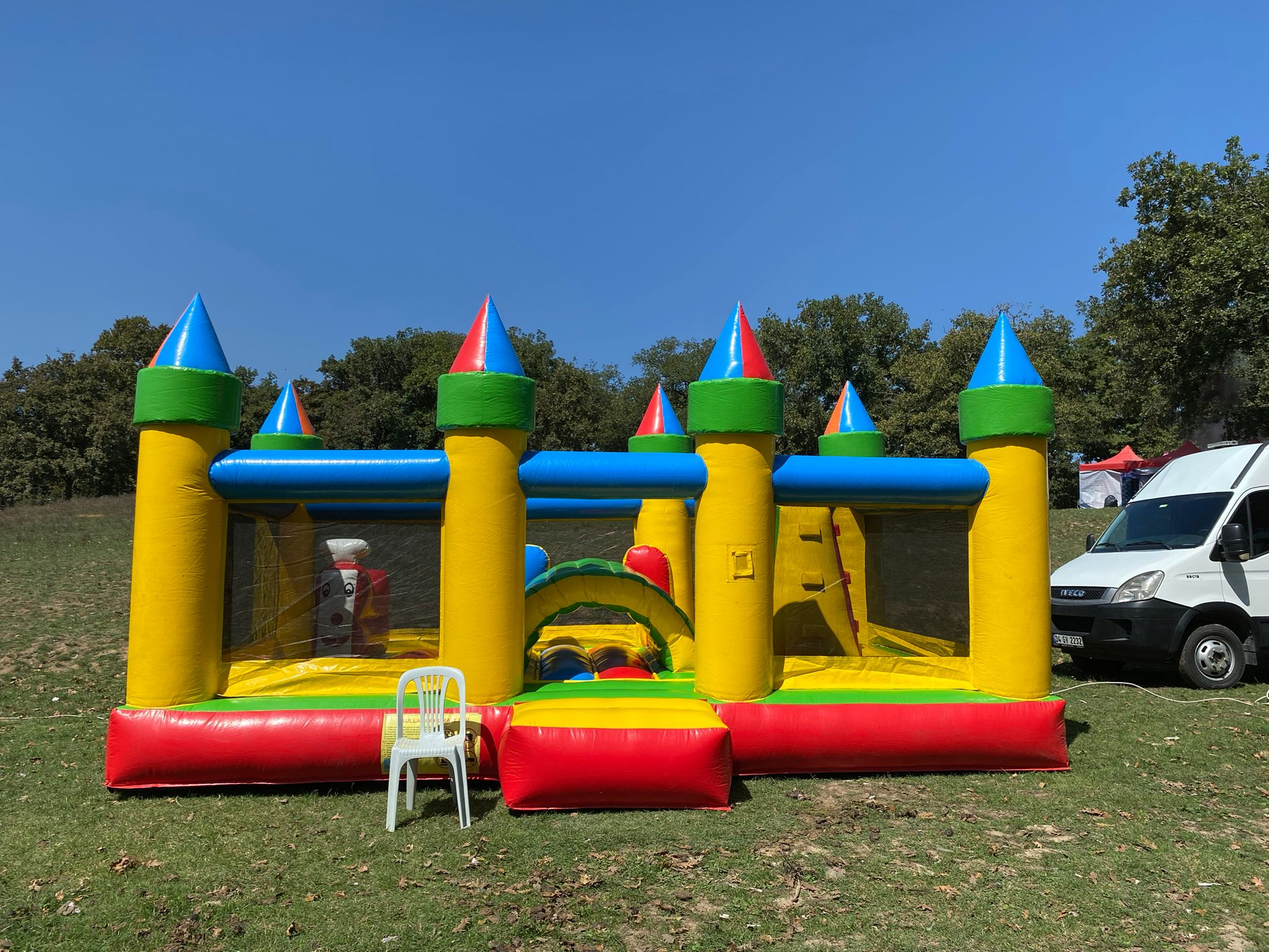 WhatsApp Image 2024-11-08 at 22.29.25 (1)